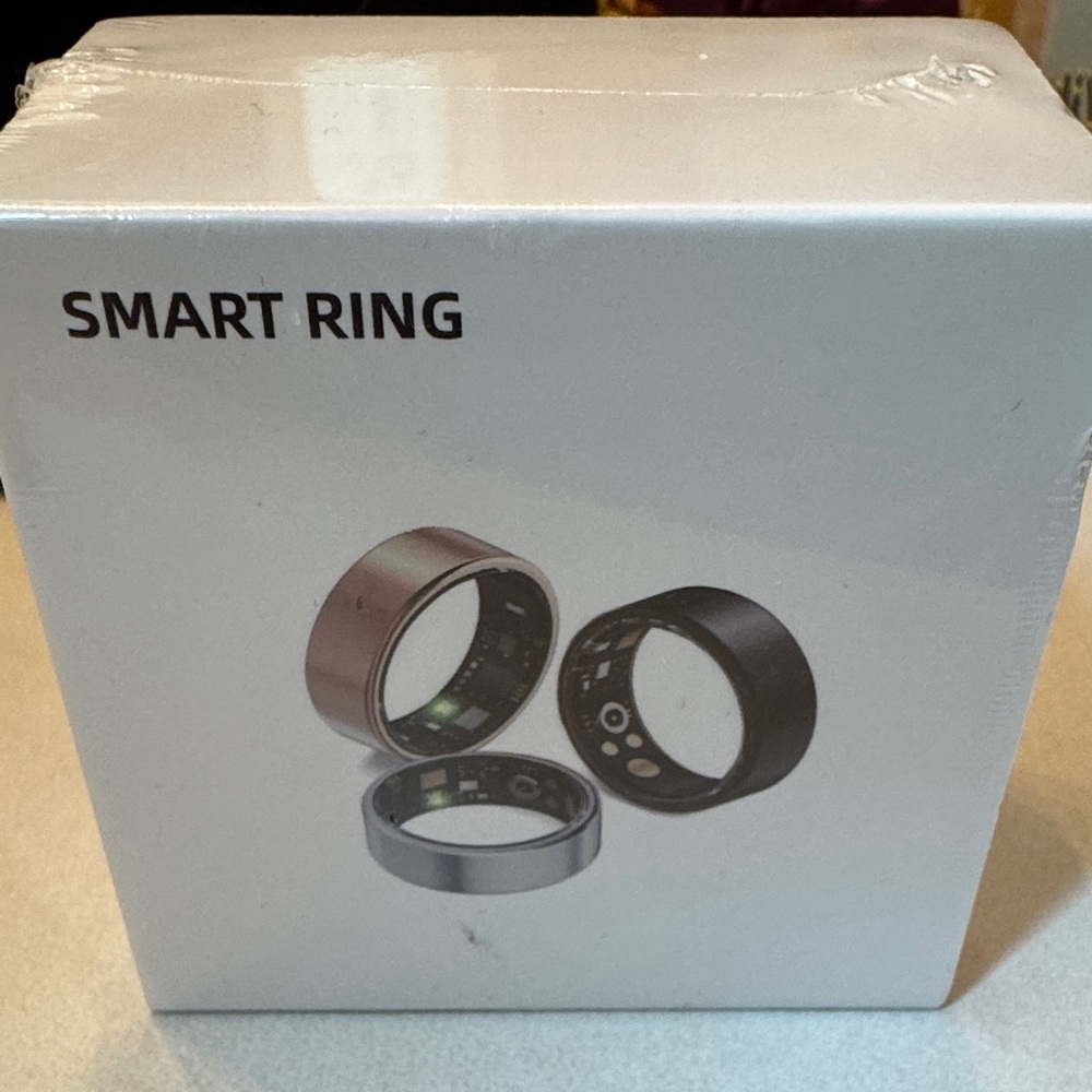 Innovative Smart Ring in Black and Silver